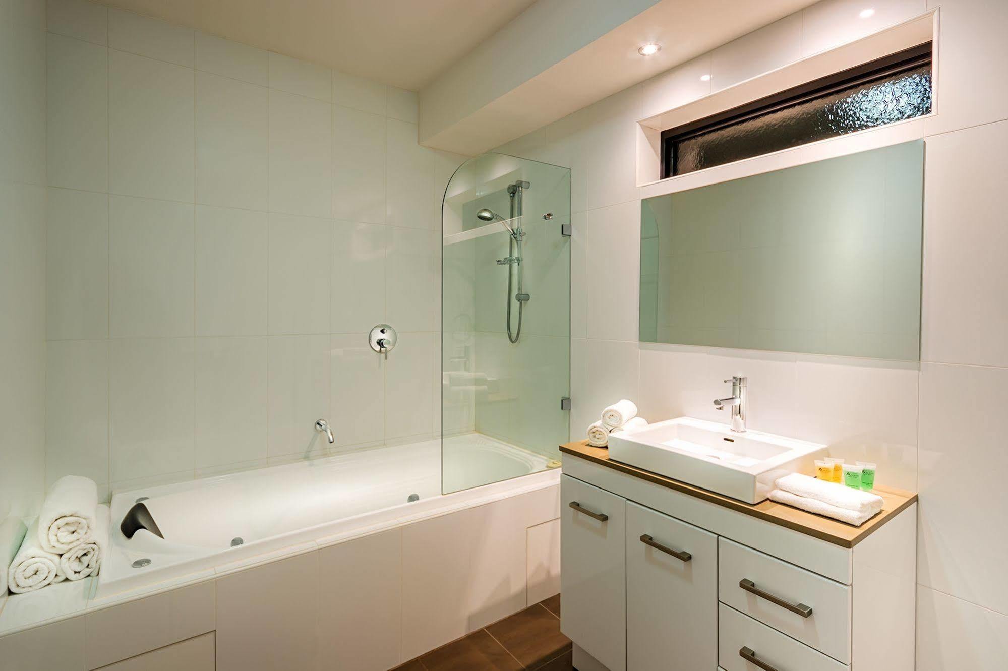 Crest On Barkly Serviced Apartments Мельбурн Екстер'єр фото