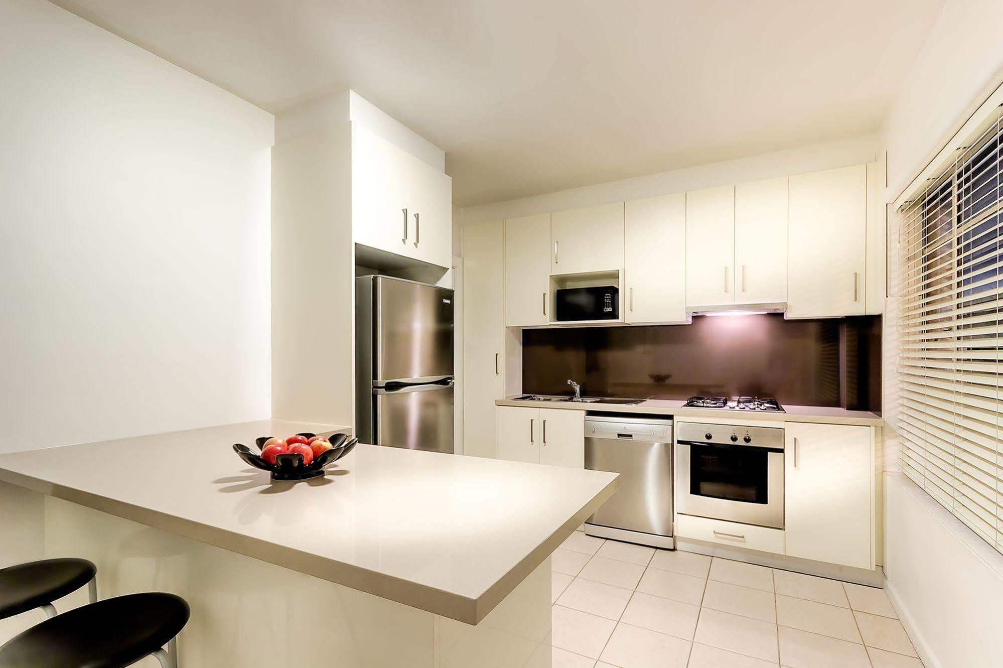 Crest On Barkly Serviced Apartments Мельбурн Екстер'єр фото