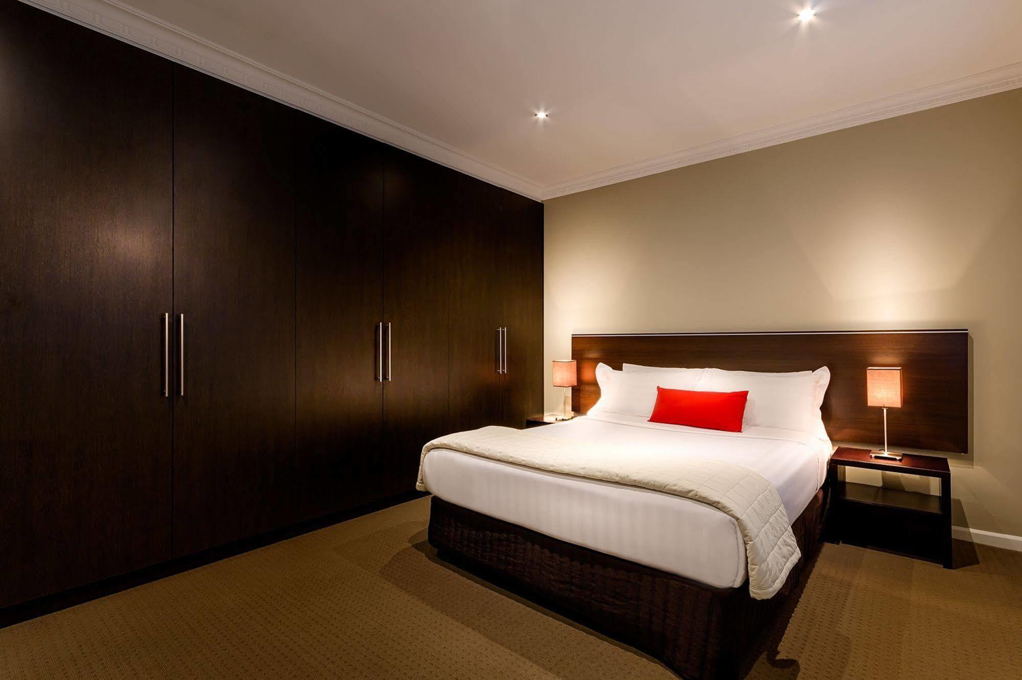 Crest On Barkly Serviced Apartments Мельбурн Екстер'єр фото